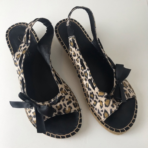 ComfortView Animal Print Espadrille Sandals - Picture 2 of 4